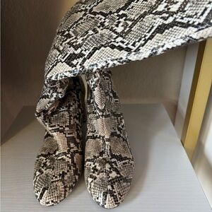 ZARA Snakeskin Boots. Stellar condition. Wore 2x. Knee hi. Regular size calf